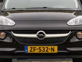 Opel Adam (2018) thumbnail 4