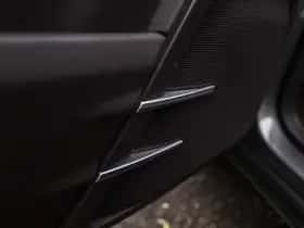 Porsche Cayenne (2015) thumbnail 32