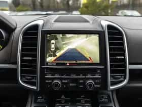 Porsche Cayenne (2015) thumbnail 50