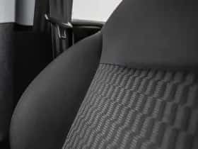 Peugeot 208 (2019) thumbnail 24