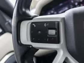 Land Rover Defender (2021) thumbnail 29