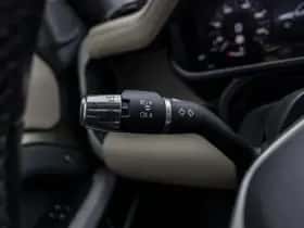 Land Rover Defender (2021) thumbnail 31