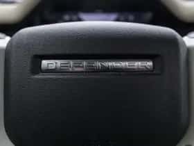 Land Rover Defender (2021) thumbnail 35