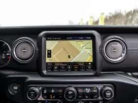 Jeep Wrangler (2022) thumbnail 40
