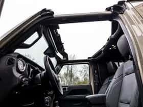 Jeep Wrangler (2022) thumbnail 48