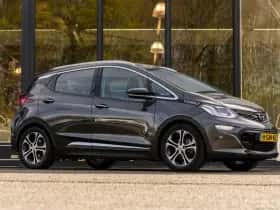 Opel Ampera-e (2020) thumbnail 2