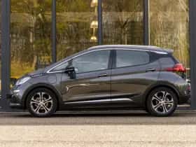 Opel Ampera-e (2020) thumbnail 4