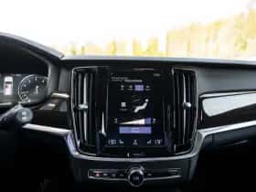 Volvo V90 (2018) thumbnail 35