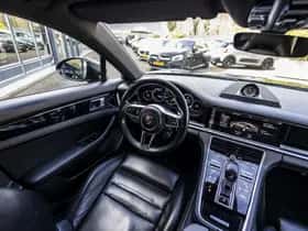 Porsche Panamera thumbnail 33