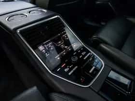 Porsche Panamera thumbnail 37
