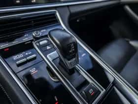Porsche Panamera thumbnail 46