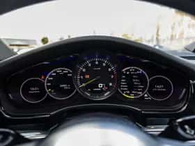 Porsche Panamera thumbnail 57