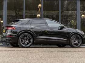 Audi Q8 (2022) thumbnail 5
