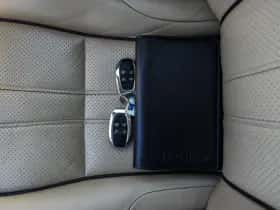 Jaguar XJ (2010) thumbnail 46