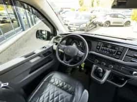 Volkswagen Transporter (2020) thumbnail 23