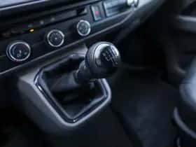 Volkswagen Transporter (2020) thumbnail 29