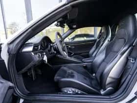 Porsche 911 (2018) thumbnail 30