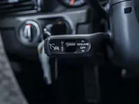 Porsche 911 (2018) thumbnail 45