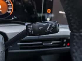 Volkswagen Golf (2021) thumbnail 27