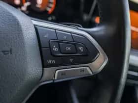 Volkswagen Golf (2021) thumbnail 28