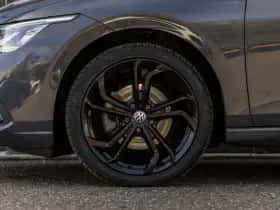 Volkswagen Golf (2021) thumbnail 10