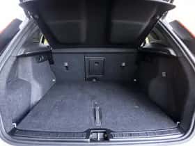 Volvo XC40 (2024) thumbnail 12
