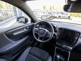Volvo XC40 (2024) thumbnail 18