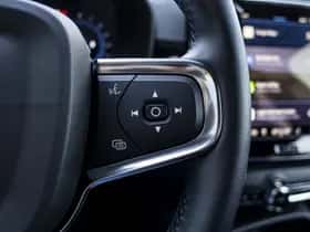 Volvo XC40 (2024) thumbnail 28