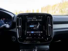 Volvo XC40 (2024) thumbnail 36