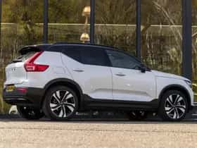 Volvo XC40 (2024) thumbnail 5