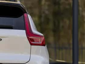 Volvo XC40 (2024) thumbnail 7