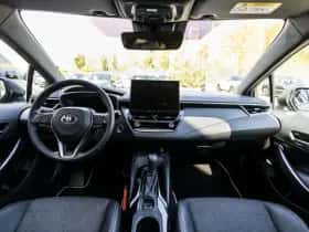 Toyota Corolla (2024) thumbnail 18