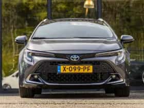 Toyota Corolla (2024) thumbnail 3