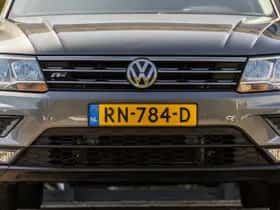 Volkswagen Tiguan thumbnail 3