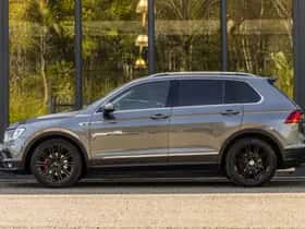 Volkswagen Tiguan (2018) thumbnail 8