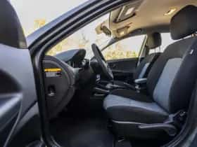 Kia Cee'd (2011) thumbnail 20