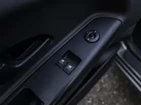 Kia Cee'd (2011) thumbnail 21