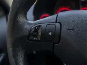 Kia Cee'd (2011) thumbnail 26