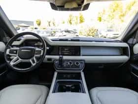 Land Rover Defender (2021) thumbnail 19