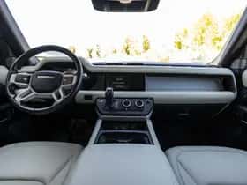 Land Rover Defender (2021) thumbnail 20