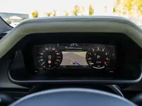 Land Rover Defender (2021) thumbnail 35