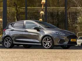 Ford Fiesta (2018) thumbnail 1