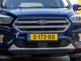 Ford Kuga (2017) thumbnail 12