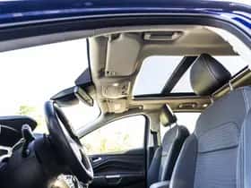 Ford Kuga (2017) thumbnail 22