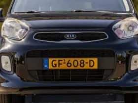 Kia Picanto (2015) thumbnail 4
