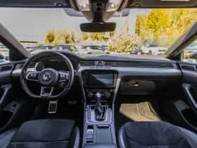 Volkswagen Arteon (2017) thumbnail 17