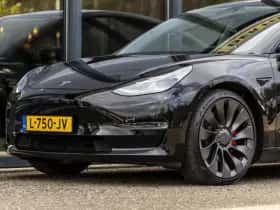 Tesla Model 3 (2021) thumbnail 12