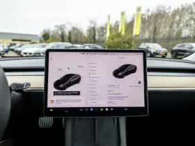 Tesla Model 3 (2021) thumbnail 36