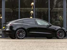 Tesla Model 3 (2021) thumbnail 6