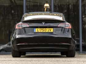 Tesla Model 3 (2021) thumbnail 7